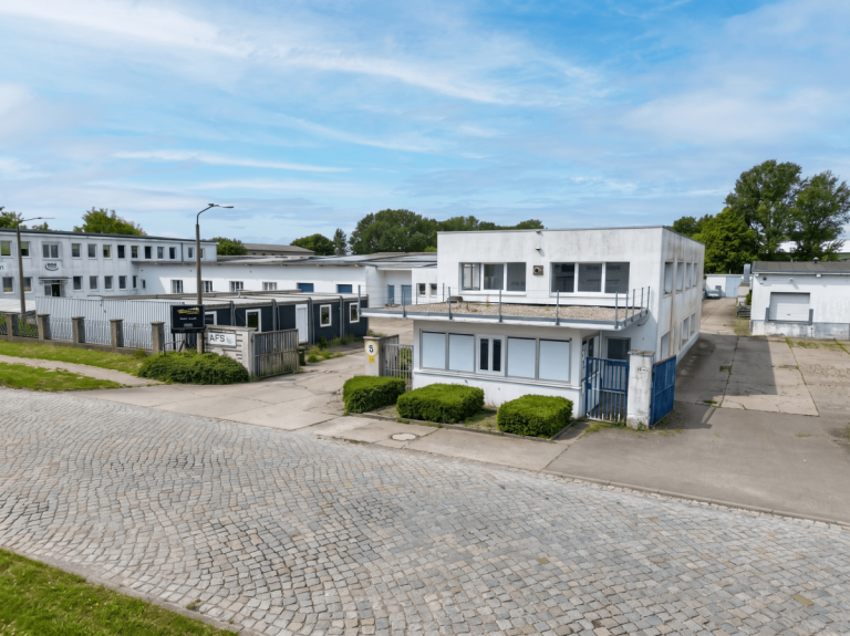 Au�enansicht Bergen auf R�gen sonstige Landwirtschaftsimmobilien Vielseitige Gewerbeimmobilie mit zwei Betreiberwohnungen und gro�z�giger Containeranlage auf R�gen