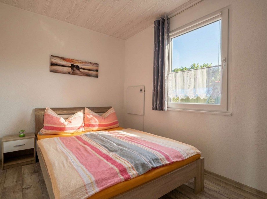 Schlafzimmer Einheit 1 Haus Stralsund