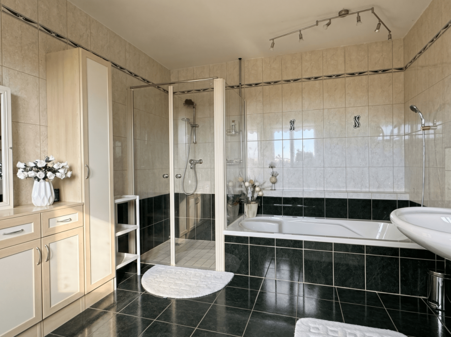 Badezimmer Doppelhaush�lfte Kramerhof